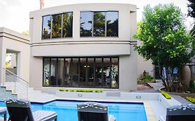The Hide On Aston-Sandton